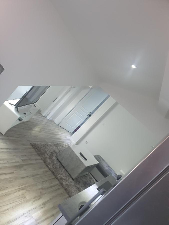 Aux Portes De Lyon Jolie T3 Clim Et Prime Video Apartment Givors Bagian luar foto