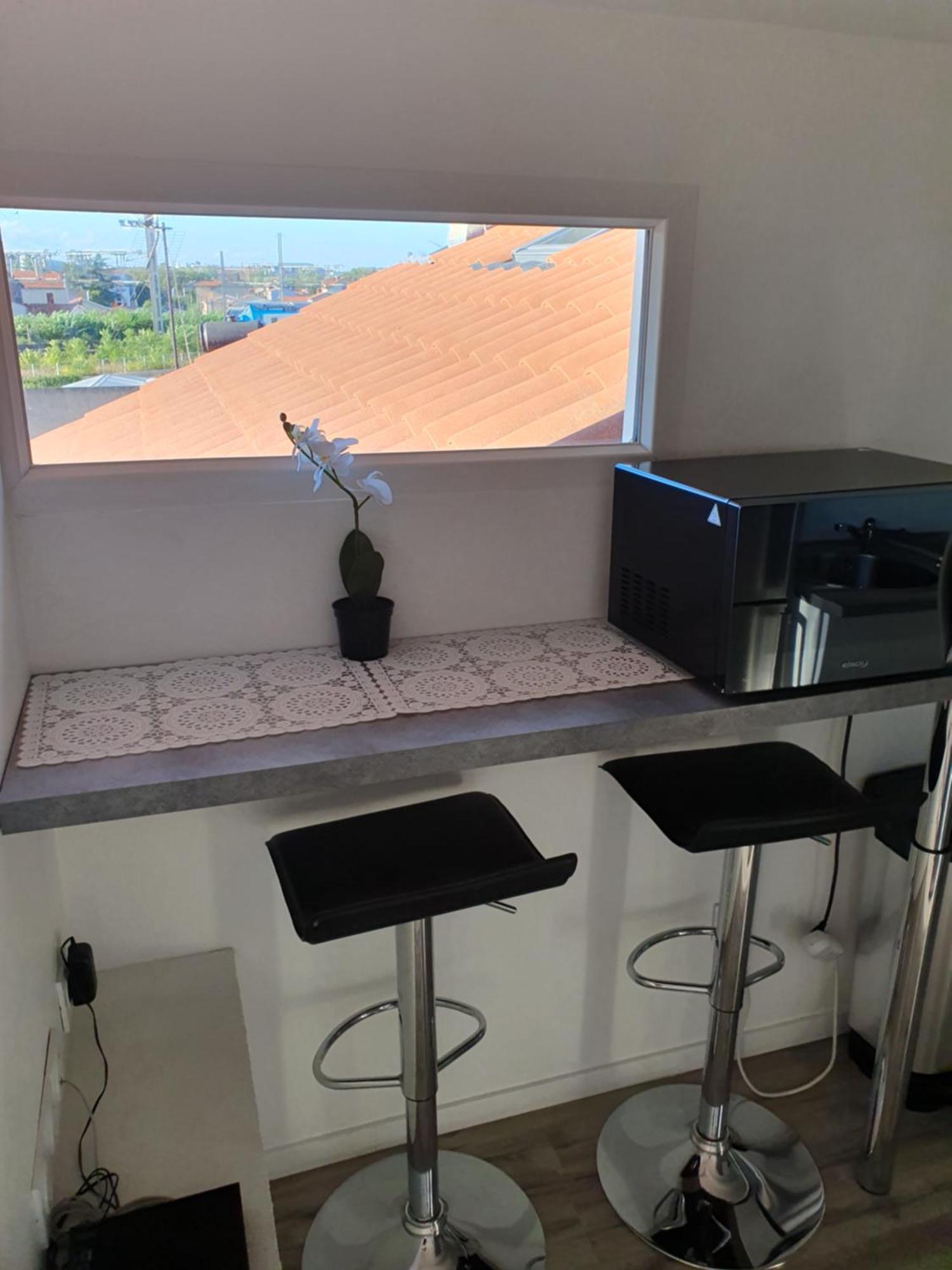 Aux Portes De Lyon Jolie T3 Clim Et Prime Video Apartment Givors Bagian luar foto